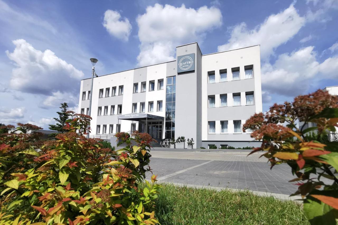 Hotel Quattro Szczecinek Bagian luar foto