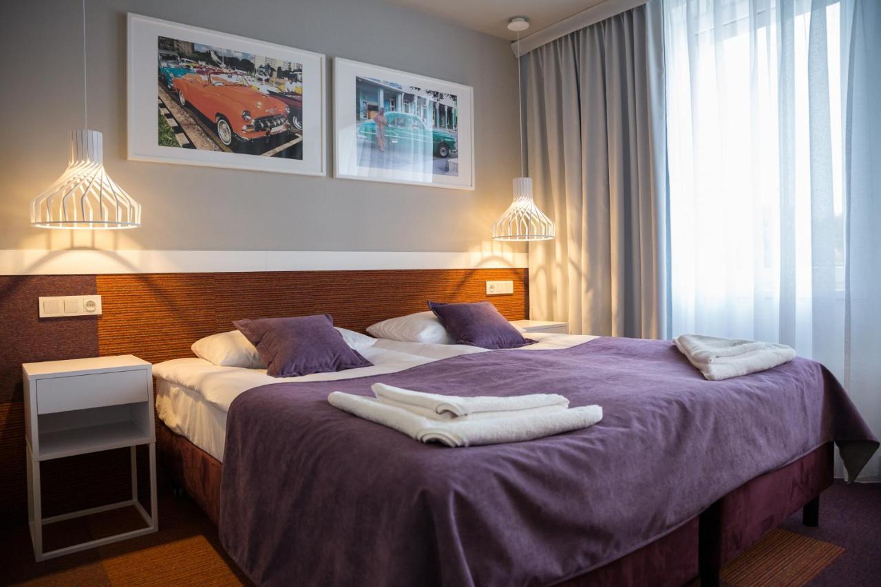 Hotel Quattro Szczecinek Bagian luar foto
