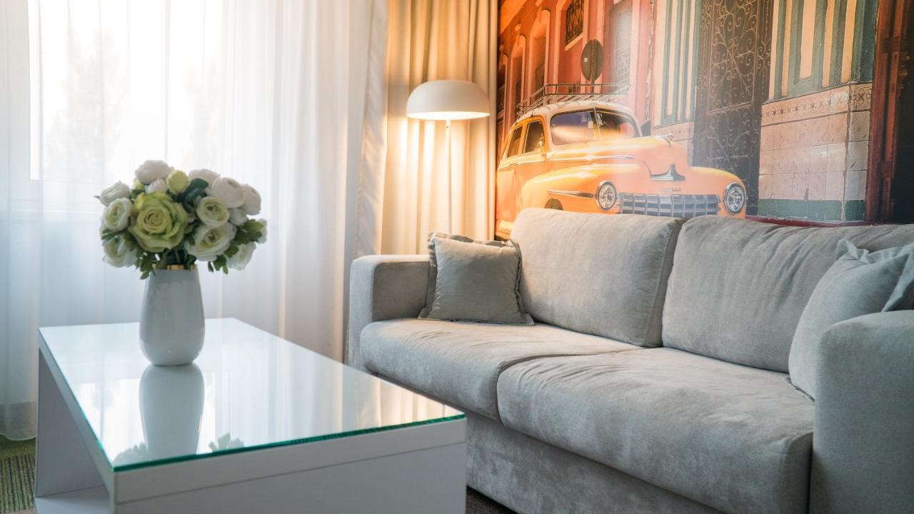 Hotel Quattro Szczecinek Bagian luar foto