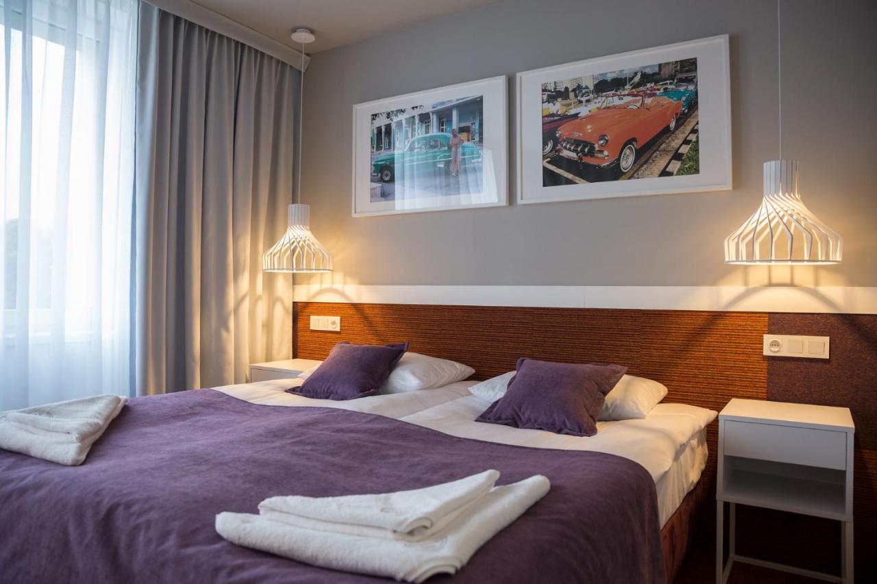Hotel Quattro Szczecinek Bagian luar foto