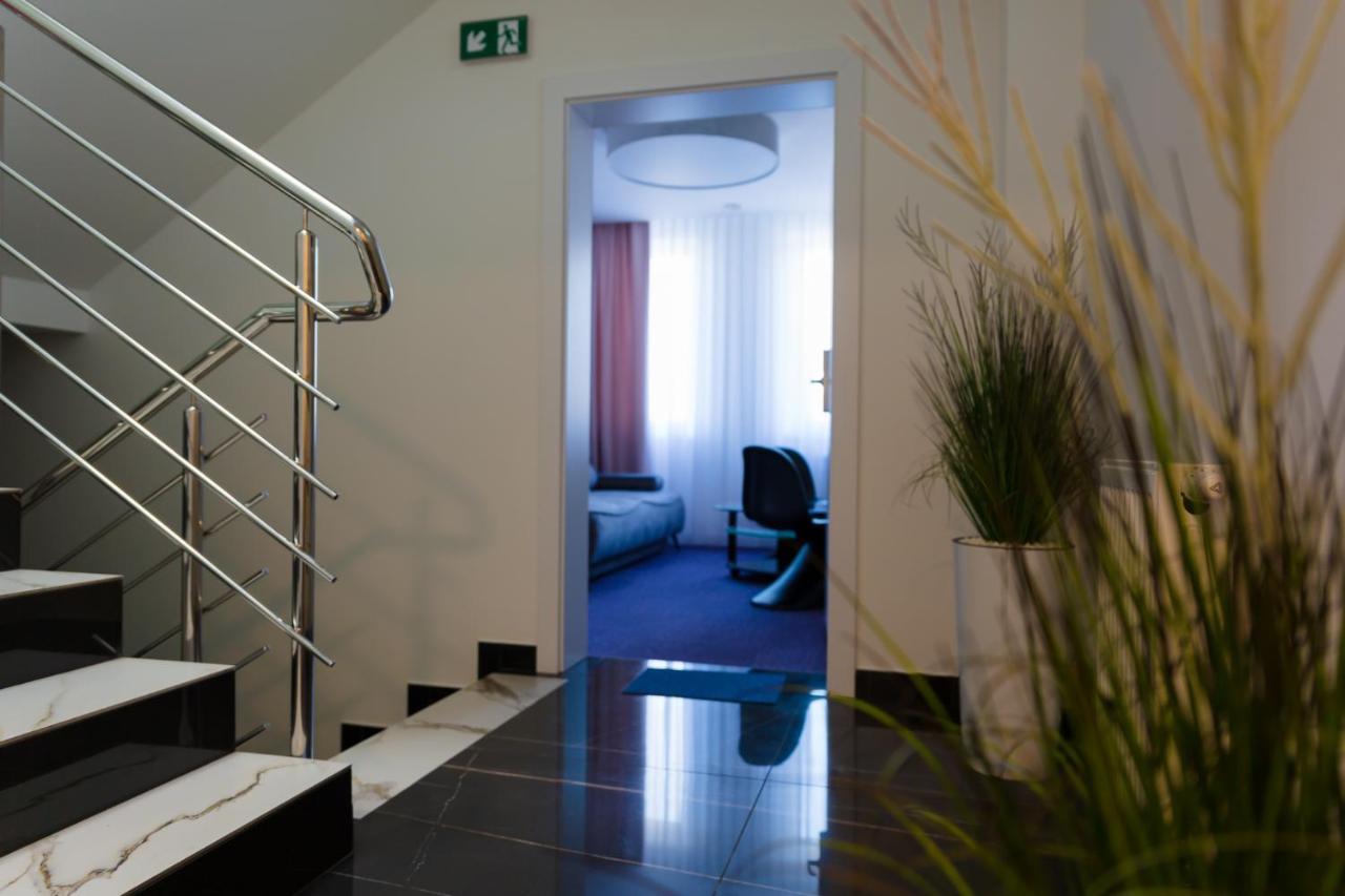 Hotel Quattro Szczecinek Bagian luar foto
