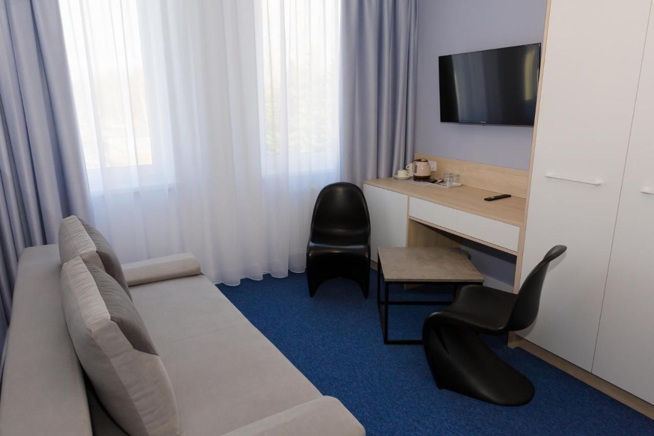 Hotel Quattro Szczecinek Bagian luar foto